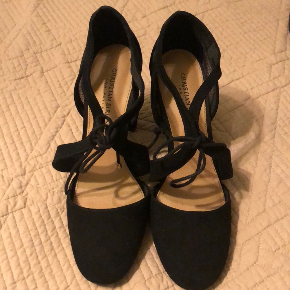 Cute black shoes. Worn once size 8